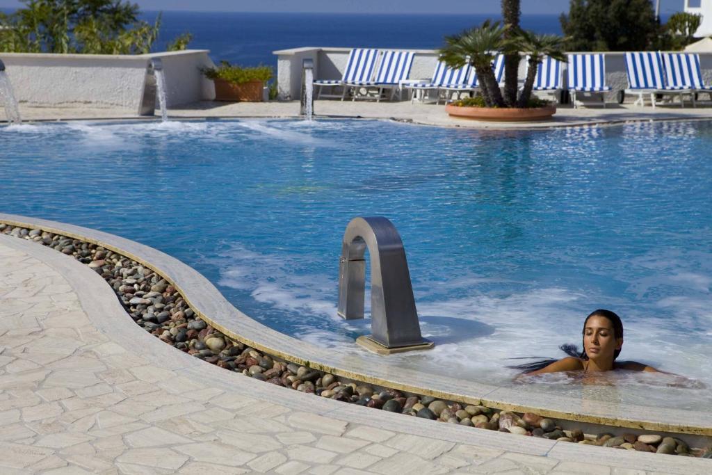 San Michele Hotel & Spa Sant'Angelo  ภายนอก รูปภาพ