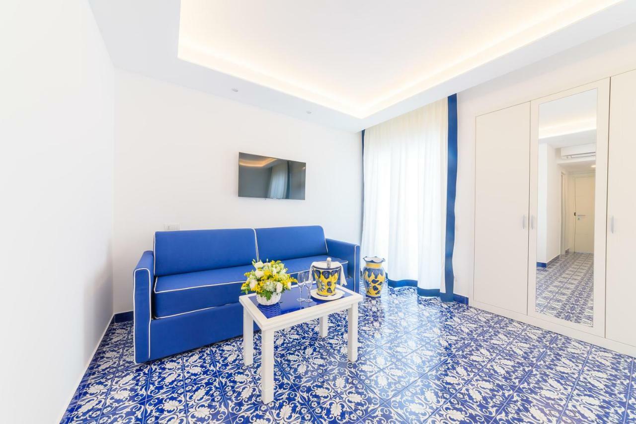 San Michele Hotel & Spa Sant'Angelo  ภายนอก รูปภาพ